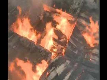 مشیرآباد ٹمبر ڈپو میں آتشزدگی۔بھاری نقصان 